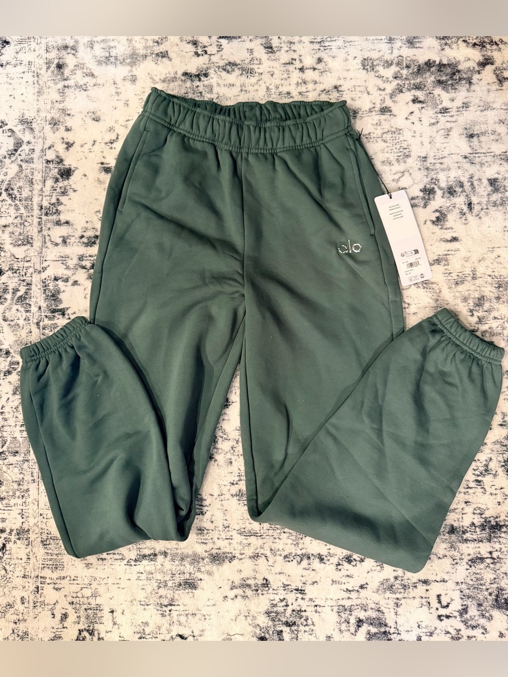 ALO Accolade Sweatpant Jogger Clover Green MSRP $138